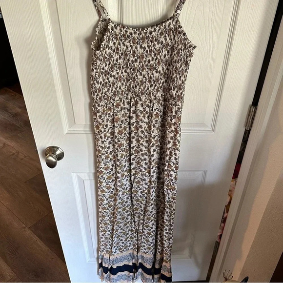 As U Wish Floral Boho Maxi Dress Spaghetti Strap Smocked Top Size Large - Picture 4 of 11